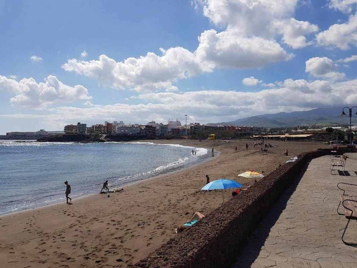 Piso En Primera Linea Con Vistas Directas Al Mar Melenara Dış mekan fotoğraf