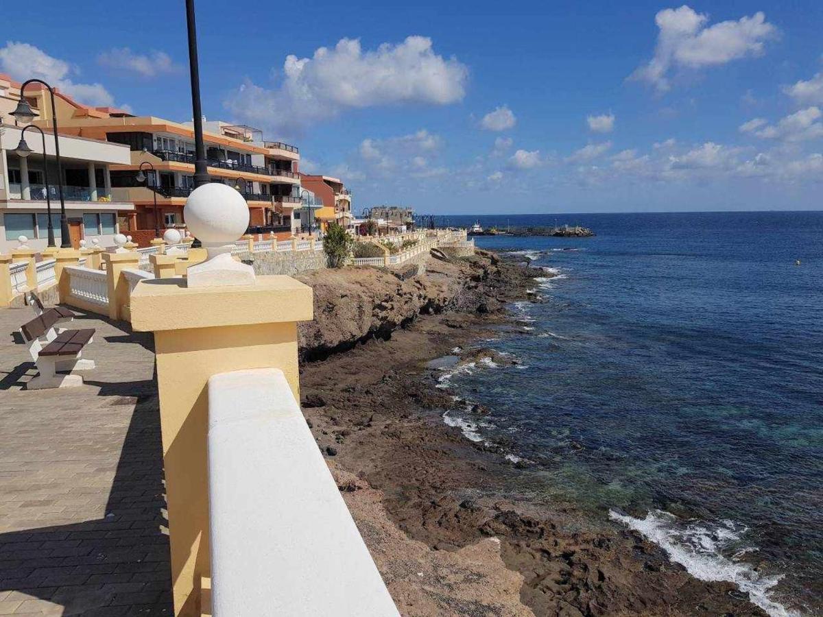 Piso En Primera Linea Con Vistas Directas Al Mar Melenara Dış mekan fotoğraf